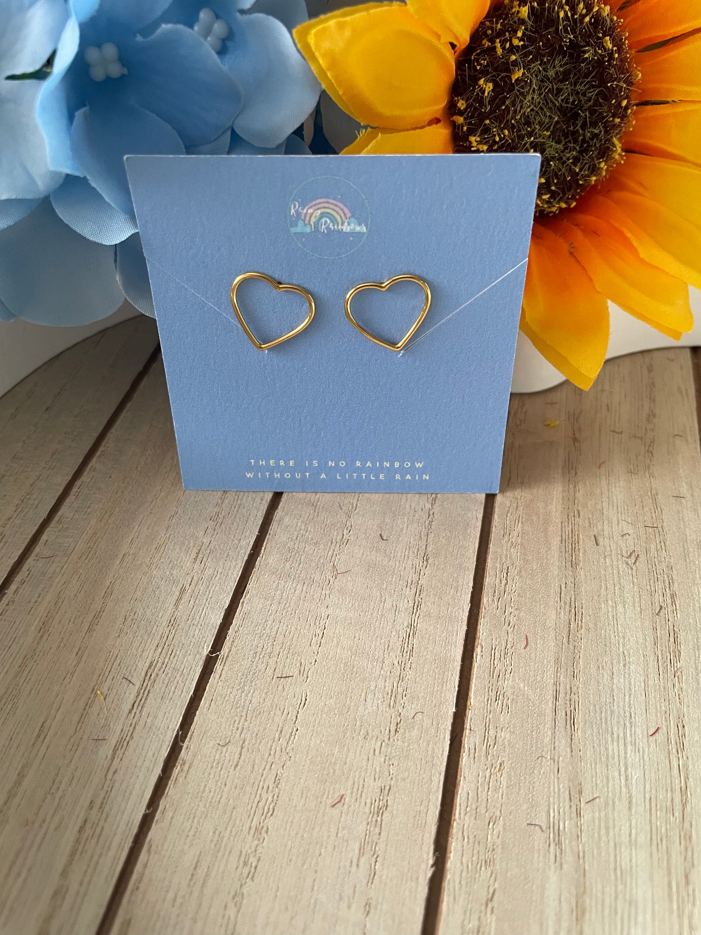 Gold Wire Heart Studs